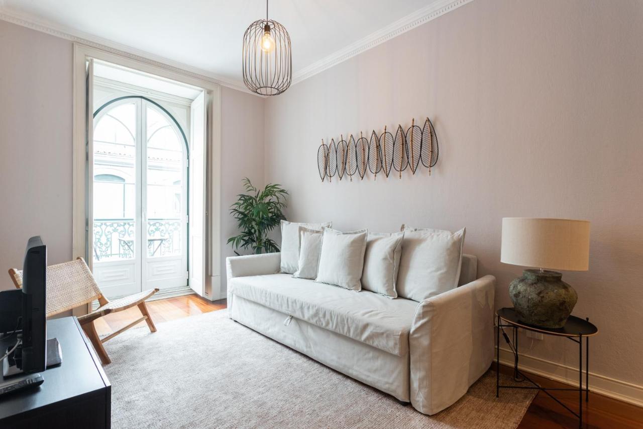 Living Chiado Apartment Lisbon Bagian luar foto